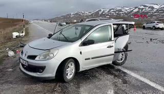 Sivas'ta zincirleme kaza! &Ouml;l&uuml; ve yaralılar var