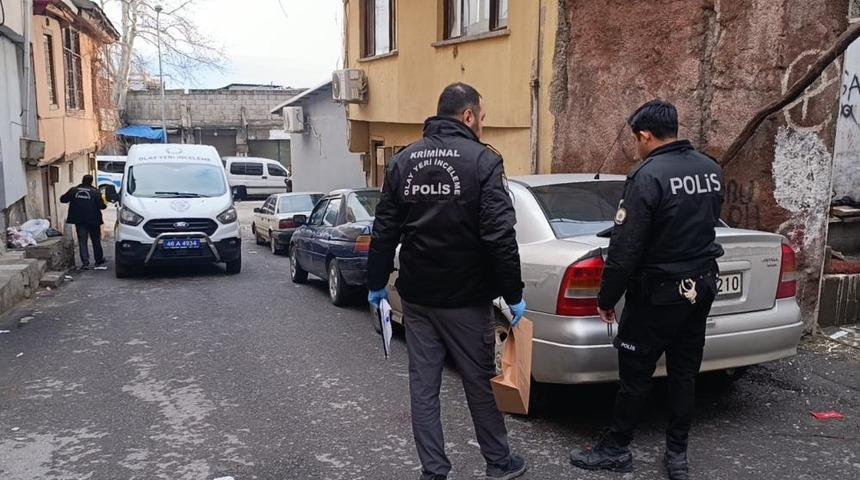 Kahramanmaraş'ta eve silahlı saldırı d&uuml;zenlendi: 1 yaralı