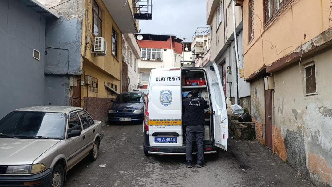 Kahramanmaraş ta eve silahlı saldırı düzenlendi: 1 yaralı 1