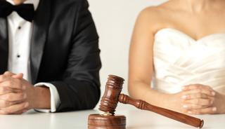 3 dakikalık evlilik! Nikah biter bitmez boşandılar