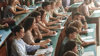 Üniversiteyi bırakanlara 'yarı süre' şartı: Öğrenci affında dengeler değişiyor!