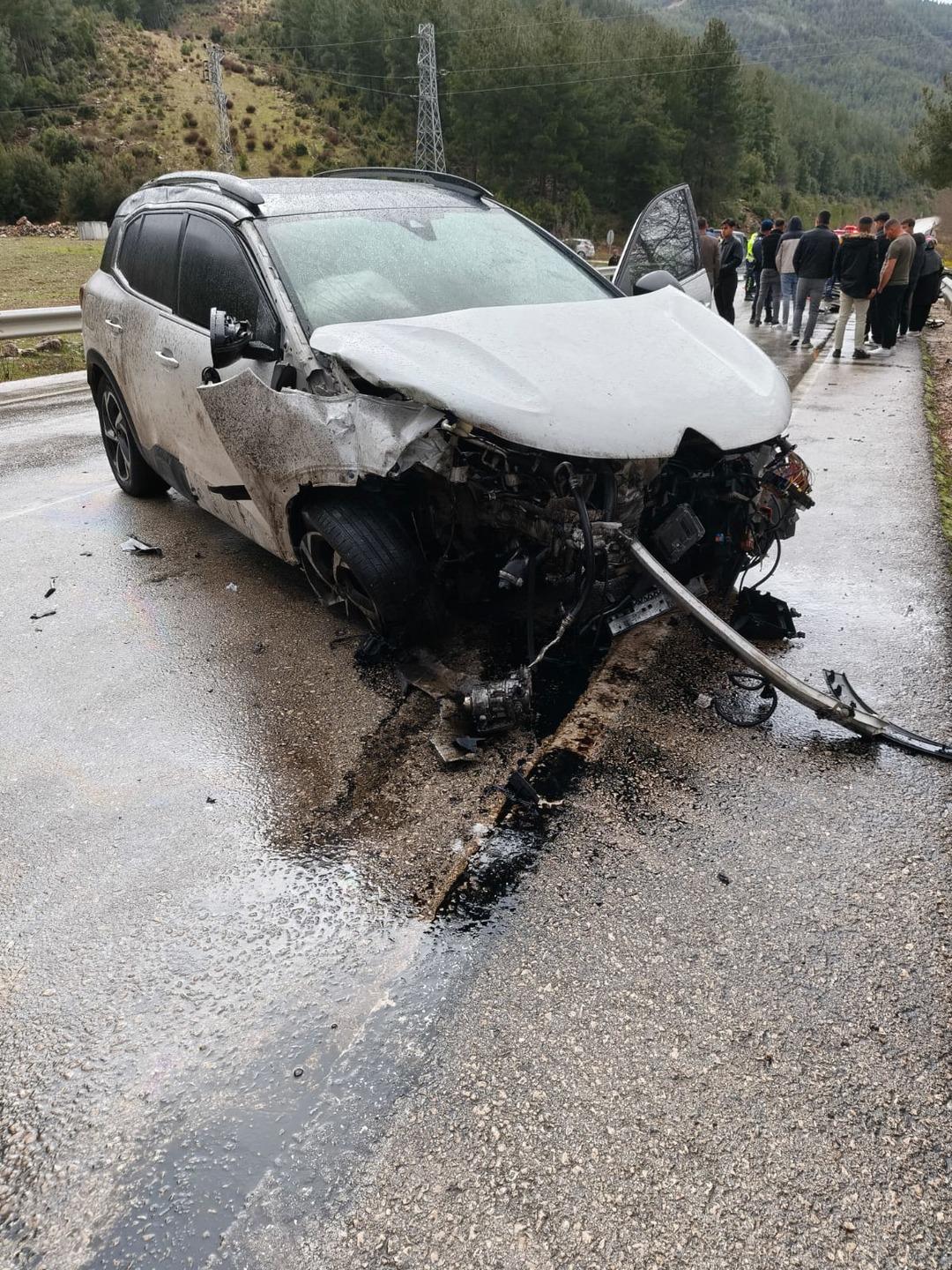Isparta daki kazadan kahreden haber! Yeni nişanlı &ccedil;ift hayattan koptu 5