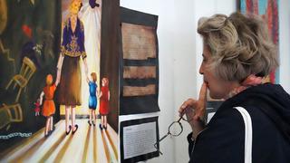 18 kadın, 18 hikaye: Konukevinden gelen mektuplar tuvale yansıdı