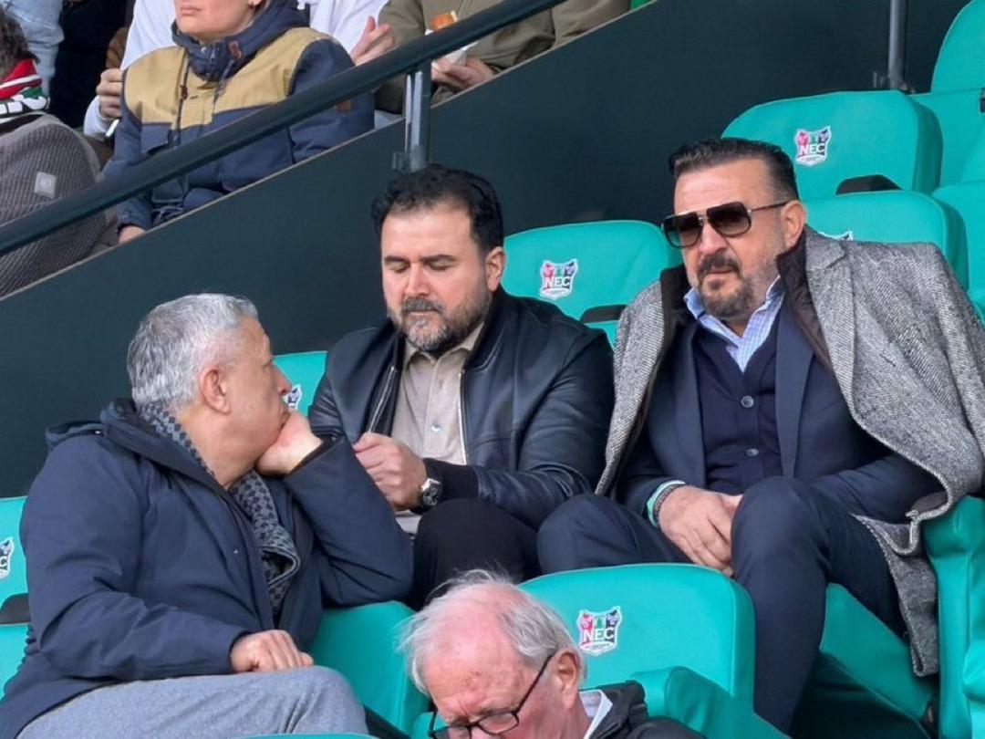 Fenerbah&ccedil;e heyeti Hollanda ya onun i&ccedil;in gitti! "İdol&uuml;m Alex de Souza ydı..." 2