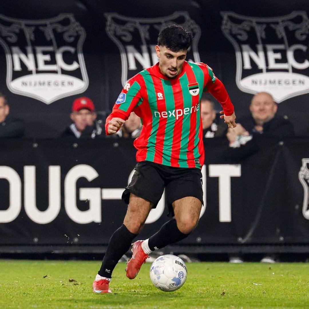 Fenerbah&ccedil;e heyeti Hollanda ya onun i&ccedil;in gitti! "İdol&uuml;m Alex de Souza ydı..." 4