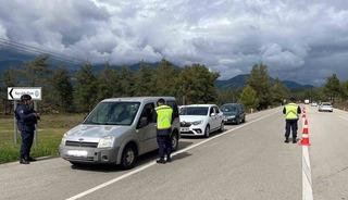 &Ccedil;eşitli su&ccedil;lardan aranan 38 şahıs tutuklandı