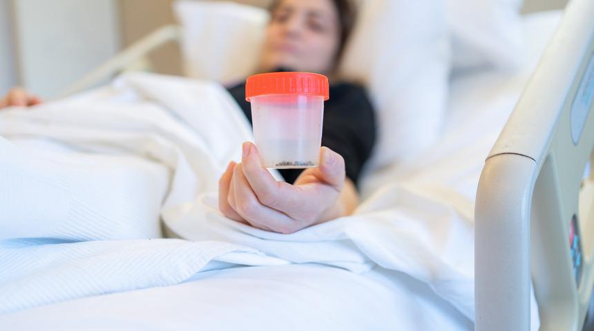 Kadınlarda b&ouml;brek taşı g&ouml;r&uuml;lme oranı arttı! Bu besinleri t&uuml;ketirken dikkatli olun