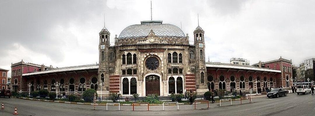 Bakan Ersoy paylaştı! Haydarpaşa ve Sirkeci m&uuml;zelerine uluslararası dokunuş 2