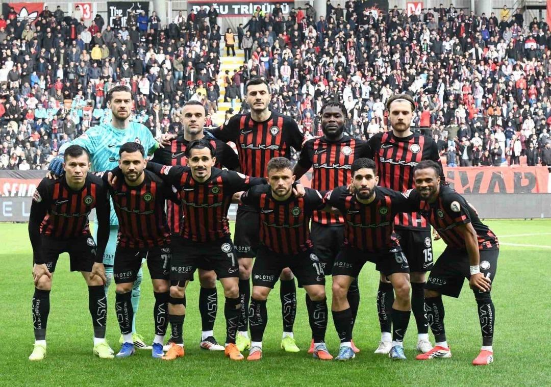 &Ccedil;orum FK, Uğur U&ccedil;ar y&ouml;netiminde 7 ma&ccedil;tan 7 galibiyetle ayrıldı 2