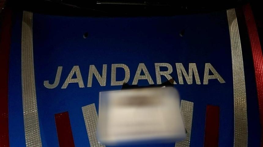 Kırşehir&rsquo;de pe&ccedil;ete i&ccedil;inde uyuşturucu &ccedil;ıktı