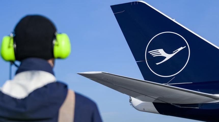 Lufthansa iş bırakma eylemi nedeniyle 800 uçuşunu iptal etti