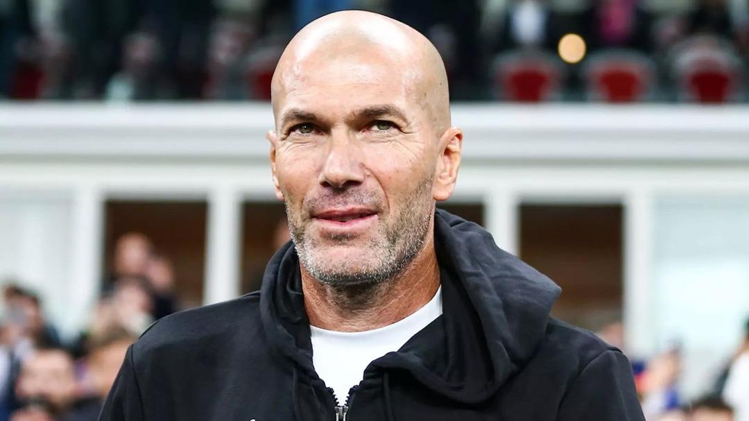 ﻿Zinedine Zidane yıllar sonra o koltuğa oturuyor! İşte yeni adresi 3