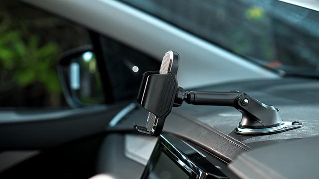 “Telefon tutucu yasaklandı” iddialarına resmi yanıt! DMM’den açıklama geldi