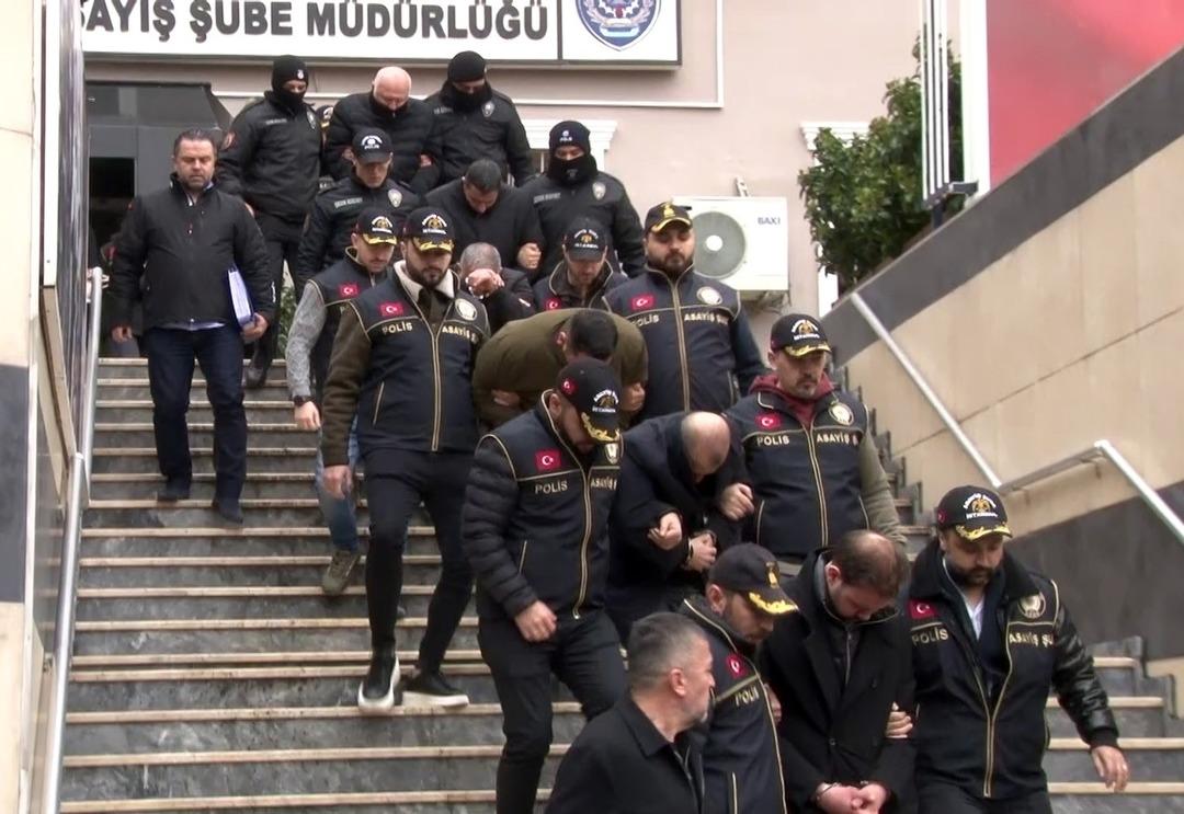 Kubilay Kaan Kundak&ccedil;ıoğlu cinayetinde Aleyna Kalaycıoğlu, Alaattin Kadayıf&ccedil;ıoğlu ve İzzet Yıldızhan dahil 7 ş&uuml;pheli tutuklandı 1
