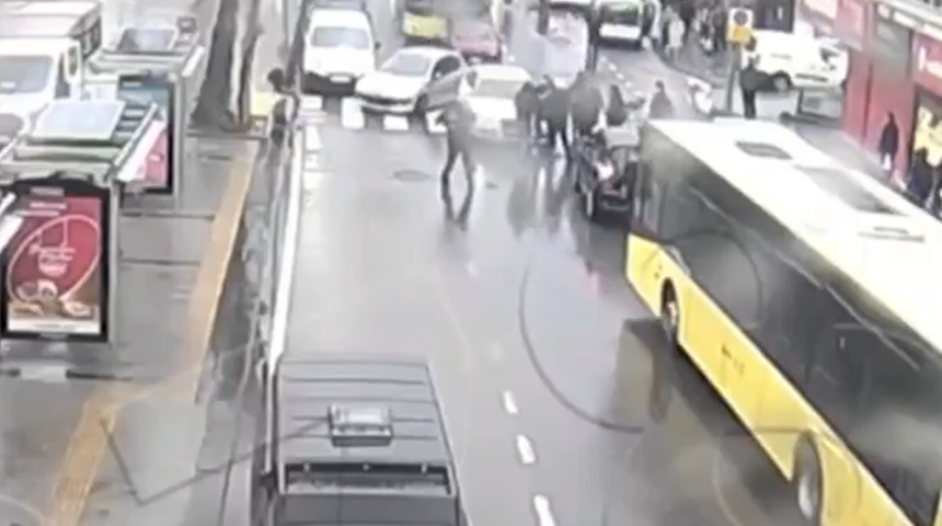 Polis kameradan tespit etti! Beykoz'da trafikte kavga eden 2 kişiye ceza yağdı