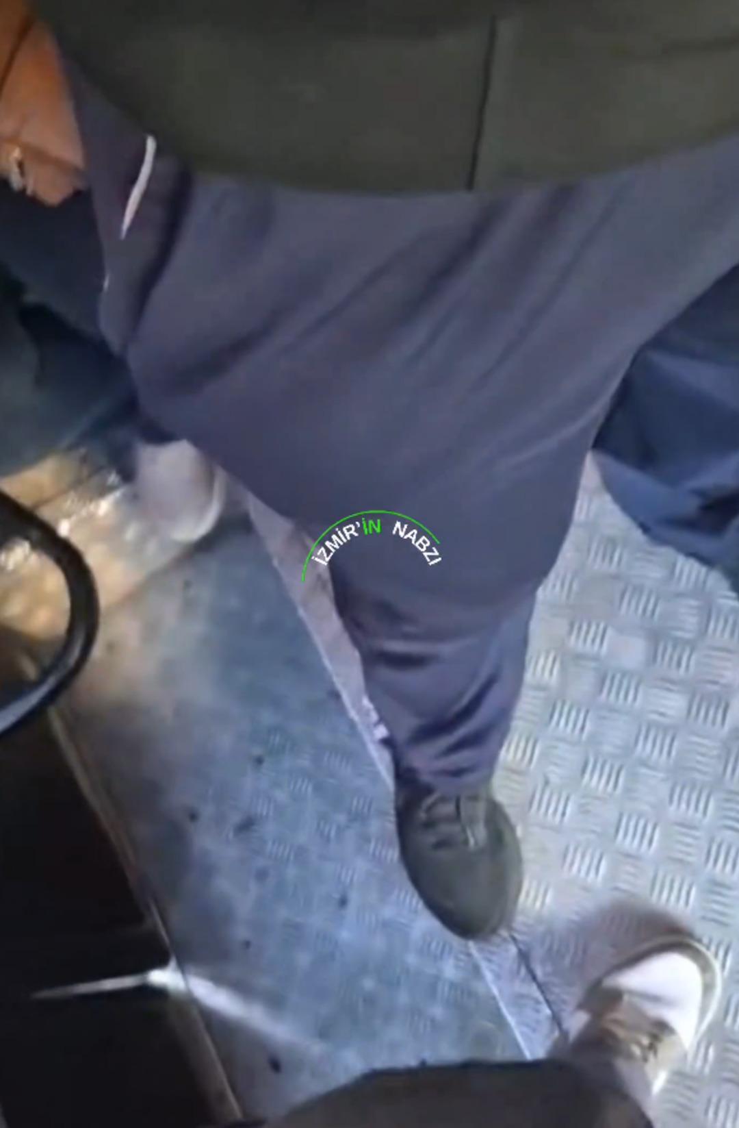 Gen&ccedil; kadını taciz edip, şof&ouml;re bı&ccedil;ak &ccedil;ekti! Diğer şof&ouml;rler minib&uuml;se bindirip sorguya &ccedil;ekti 1