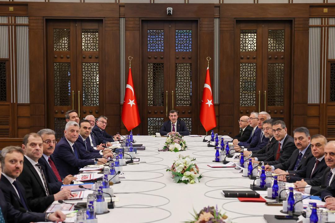 EKK toplantısı sonrası a&ccedil;ıklama:  T&uuml;rkiye ekonomisi, şoklara karşı dayanıklılığını koruyor  1