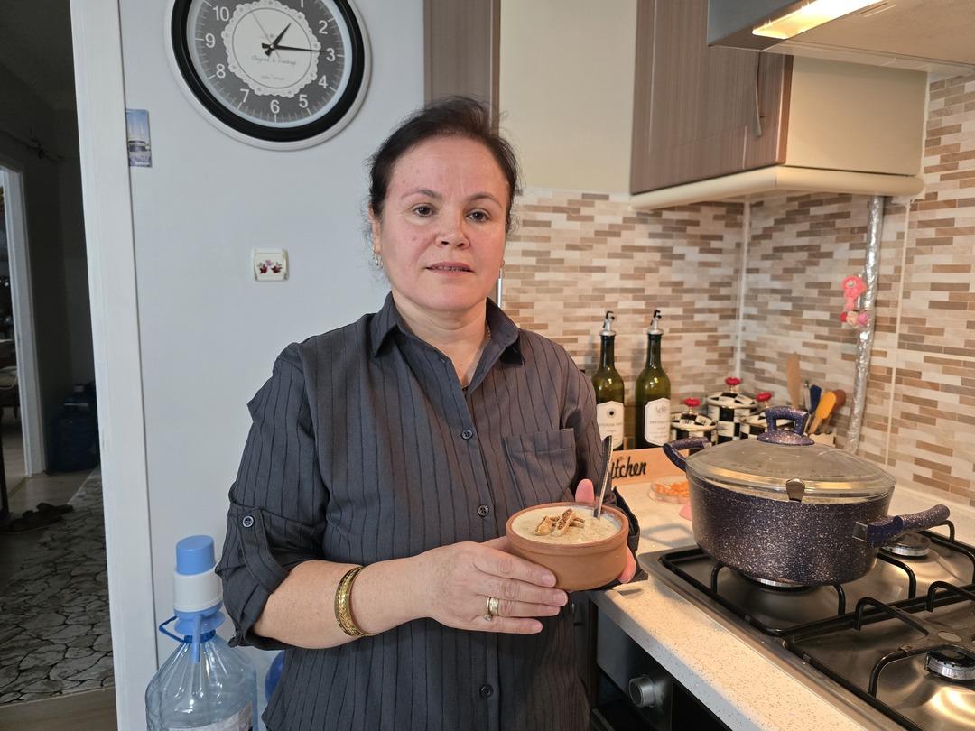 2-3 saat uyuyor: Şekersiz 2 malzemeli  miras  bırakılan tatlı! Tarifi ortaya &ccedil;ıktı 2