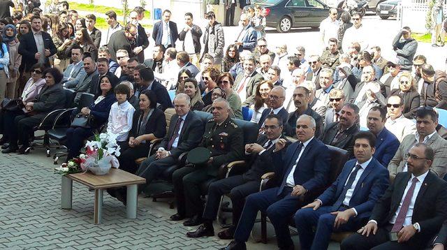 Şehit Pilot Y&uuml;zbaşı Ulaş T&uuml;rk &uuml;n adı lisede yaşayacak 3