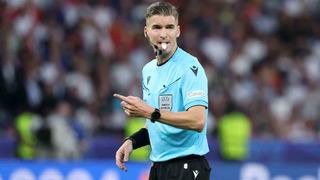 Türkiye - Romanya maçını François Letexier yönetecek