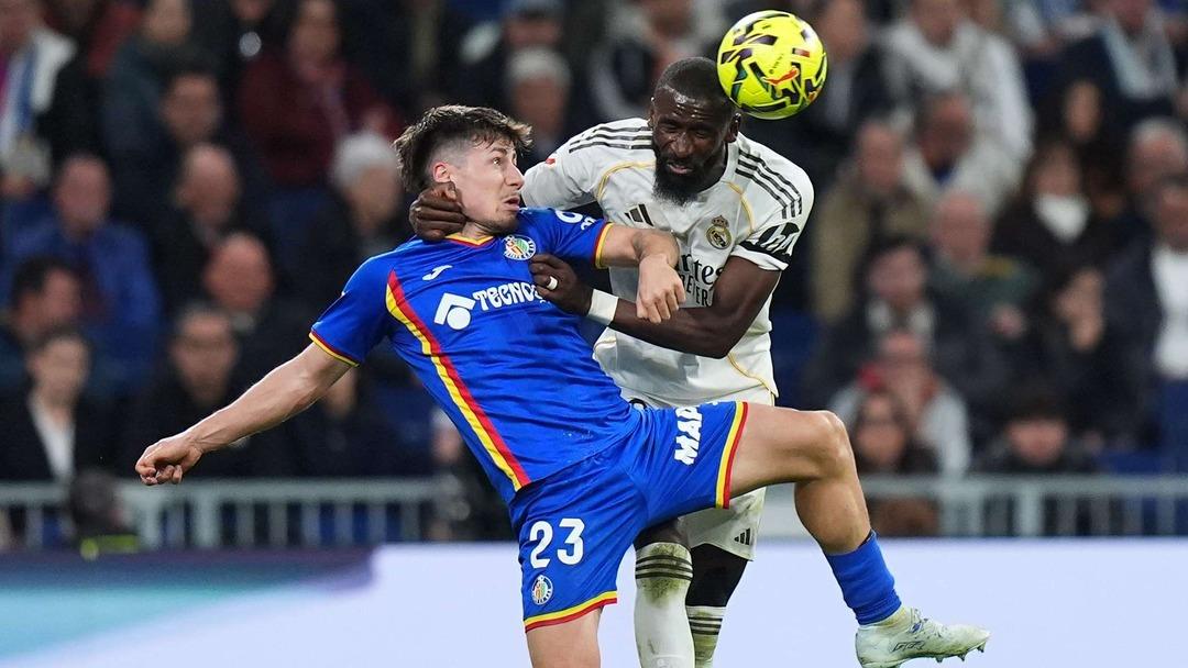 İspanyol medyası duyurdu! R&uuml;diger ve Lewandowski Fenerbah&ccedil;e yolunda 3