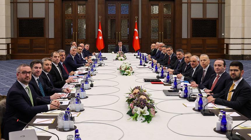 EKK toplantısı sonrası a&ccedil;ıklama: 'T&uuml;rkiye ekonomisi, şoklara karşı dayanıklılığını koruyor'