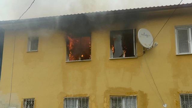 Bartın&rsquo;da afet konutlarında &ccedil;ıkan yangın paniğe neden oldu 3