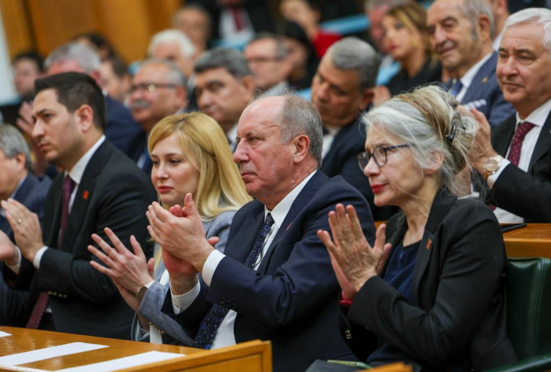 Akaryakıt zamları sonrası CHP lideri &Ouml;zel den  KDV  &ouml;nerisi: "Biz olsak b&ouml;yle yapardık" 2