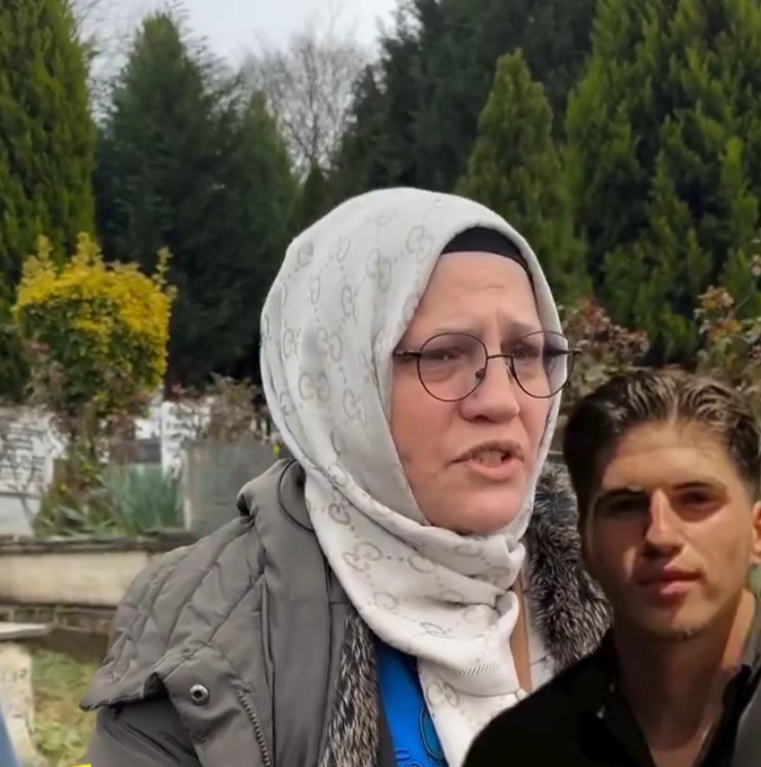 Kubilay Kaan Kundak&ccedil;ı&rsquo;nın annesi &ccedil;arpıcı iddiayı paylaştı! İsyan etti: "B&ouml;yle bir sa&ccedil;malık mı olur?" 4