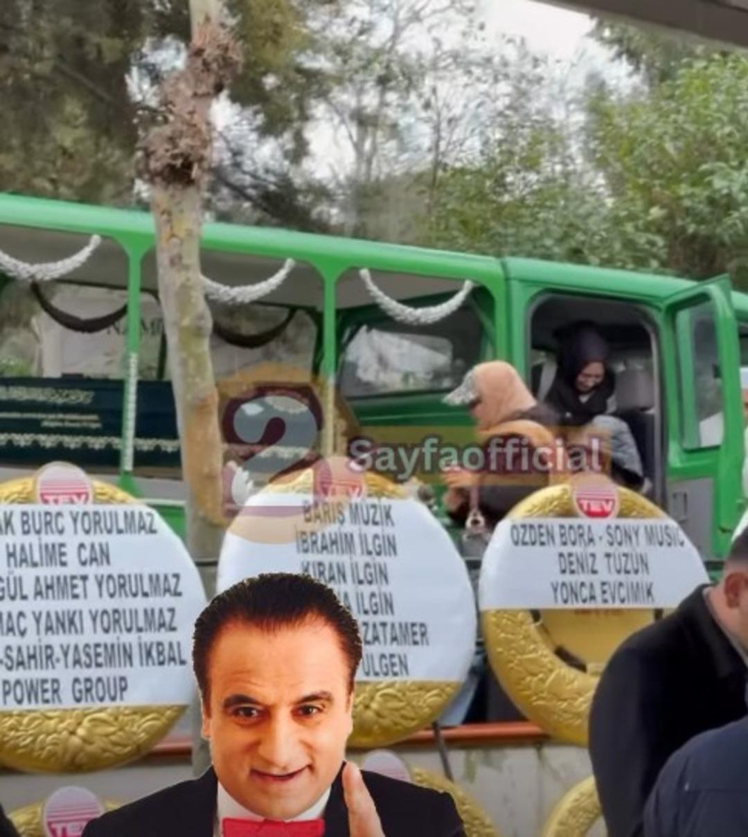 Erol K&ouml;se nin cenaze t&ouml;reninde dikkat &ccedil;eken g&ouml;r&uuml;nt&uuml;:  Cenazemi o isme emanet edin  15 g&uuml;venlik tutuldu 3