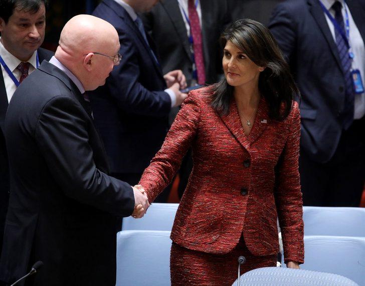 Sarmaş dolaş görüntülendiler! ABD ve Rusya dünyayı mı kandırıyor? G3