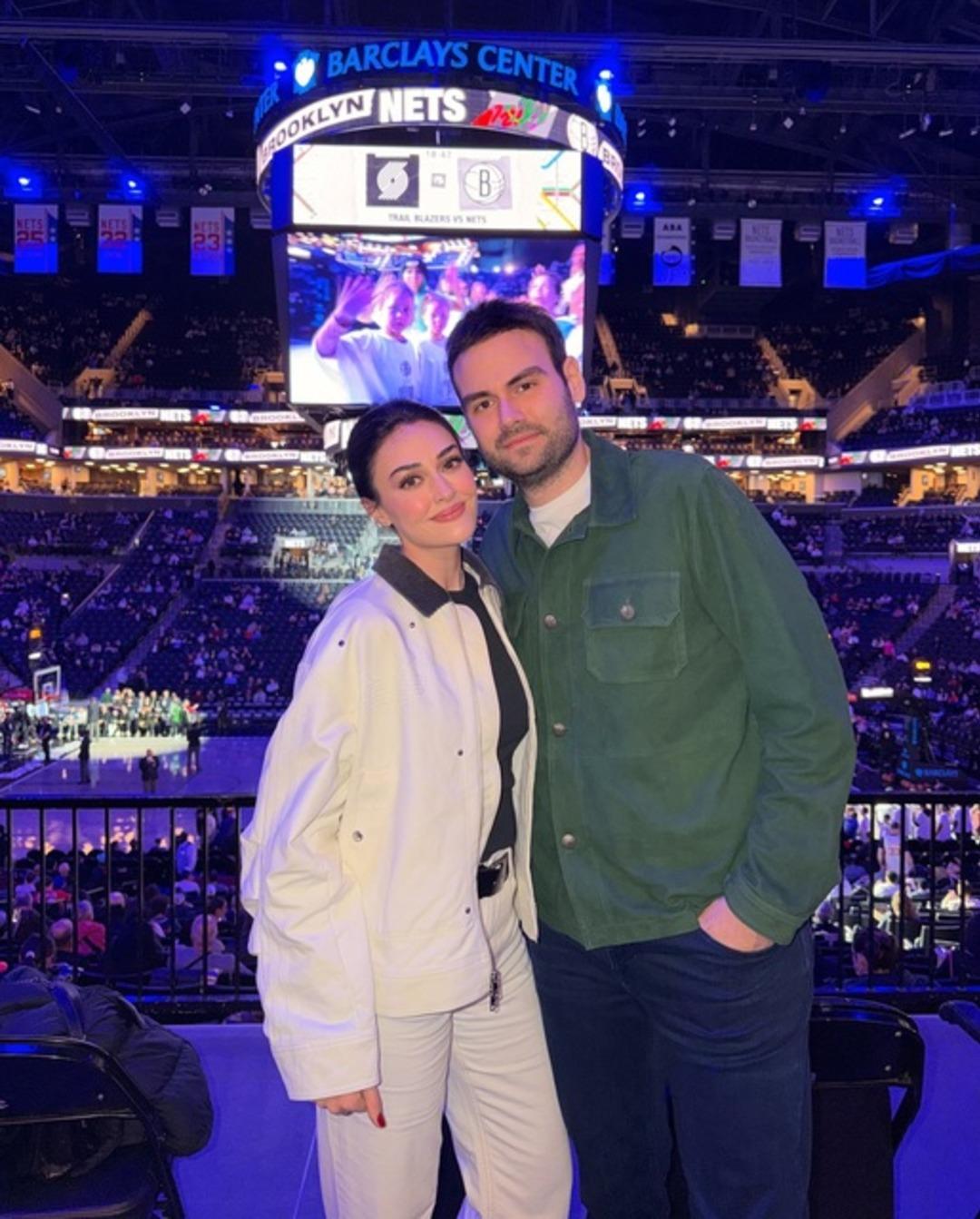 Esra Bilgi&ccedil; ile Faruk Sabancı aşk tazeledi! Helikopterden paylaştı&hellip; 3