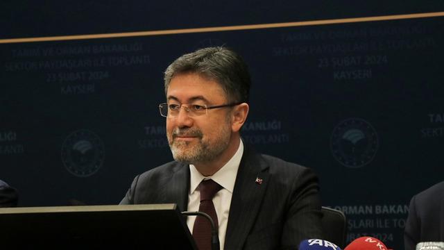 Bakan Yumaklı, Kayseri pastırmasının AB'den coğrafi işaret tescili almasını değerlendirdi: 'Sahip çıkmaya devam ediyoruz'