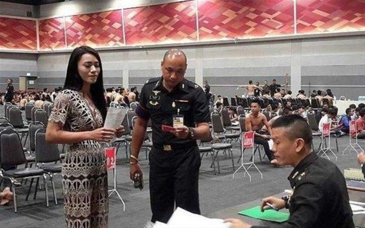 İnanması zor ama burası bir askerlik şubesi! G2