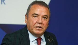 Muhittin B&ouml;cek'in şof&ouml;rleri g&ouml;zaltına alındı