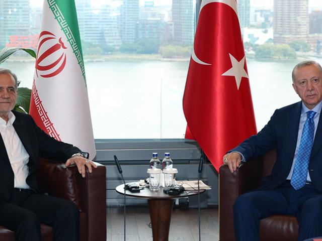 Pezeşkiyan'dan T&uuml;rk&ccedil;e mesaj