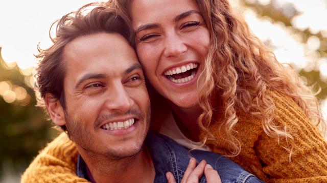 Aslan kadınına en çok yakışan burçlar açıklandı: Aşkı garantileyen eşleşme