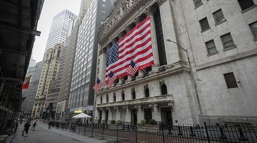 ABD'nin cari a&ccedil;ığı 2025'in son &ccedil;eyreğinde 5 yıl aradan sonra en d&uuml;ş&uuml;k seviyesine geriledi