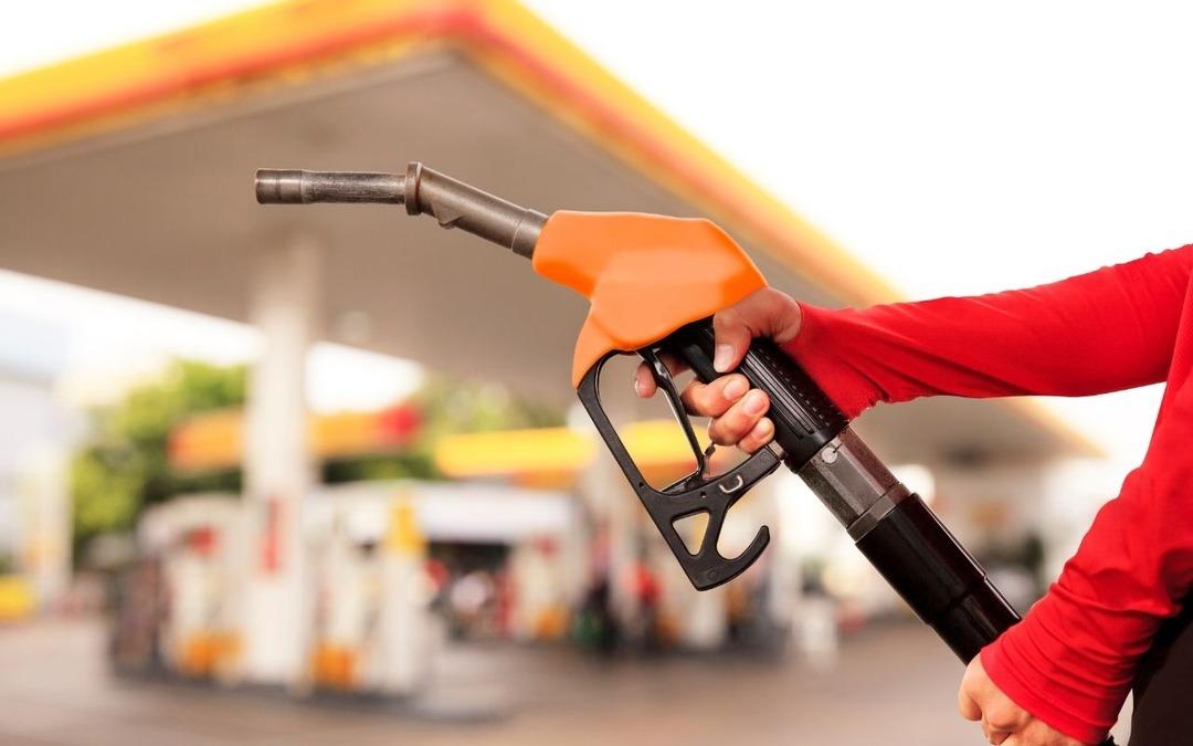 Araç sahiplerine müjde! Tarih belli oldu: Akaryakıtta ikinci indirim dalgası yolda 2