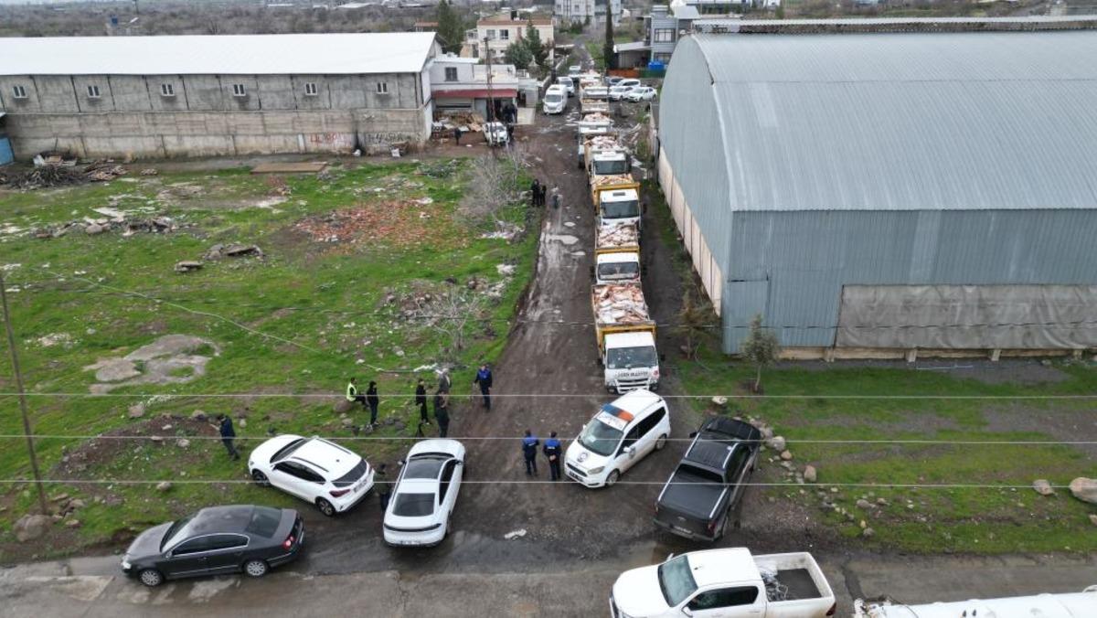 Yer: Şanlıurfa! Vatandaşa yedireceklerdi: Tam 50 ton... Onlarca kamyonla taşıdılar 1