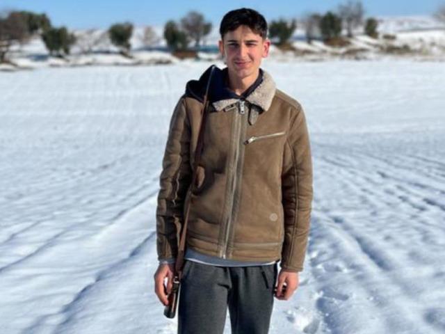 "Okula gidiyorum" diyerek evden ayrılan gen&ccedil;ten haber alınamıyor