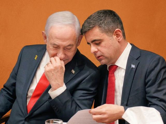 Netanyahu'nun s&ouml;zc&uuml;s&uuml; patlak veren 'ses kaydı' krizinin ardından istifa etti