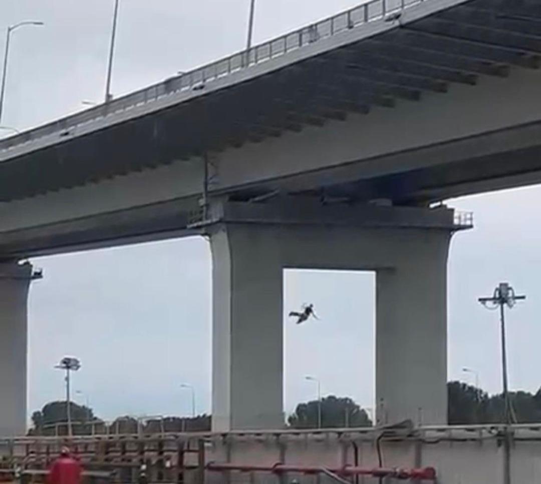 Osmangazi Köprüsü’nden atlayan kadının fenomen Kübra Karaaslan olduğu ortaya çıktı 2