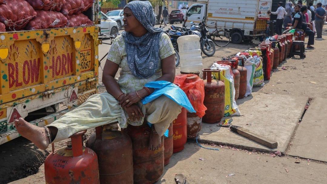 ABD-İran savaşı Hindistan’ı fena vurdu: Restoranlar kapandı, fabrikalar sustu, bir otel sahibi intihar etti 3