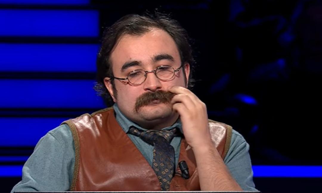 Kim Milyoner Olmak İster deki yarışmacı sosyal medyada gündem oldu! Yaşını duyan inanamadı 3