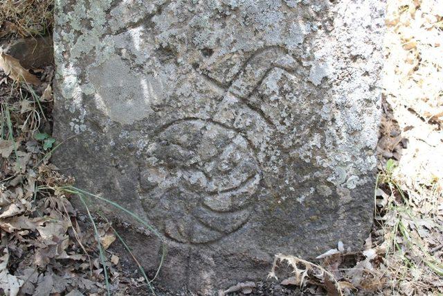 Bitlis’te tarihe ışık tutacak yeni mezar taşları bulundu