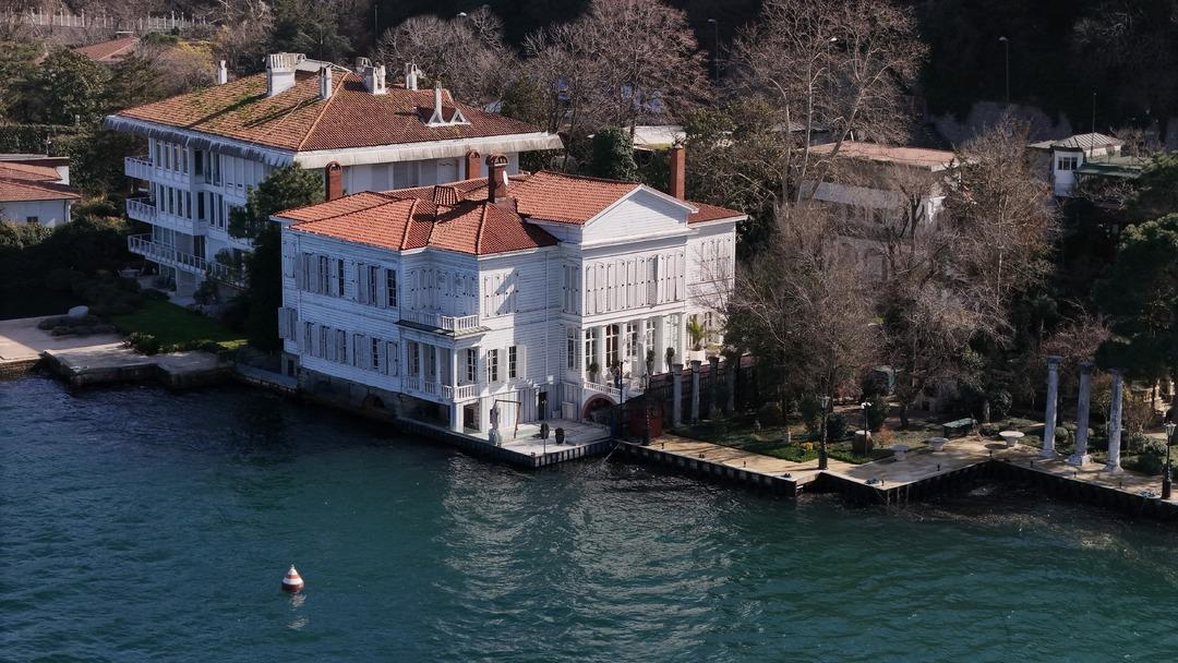 Kurtlar Vadisi nin meşhur yalısı satışa &ccedil;ıktı! Fiyatı dudak u&ccedil;uklattı 4