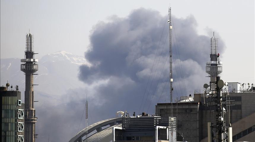 İran'ı sarsan kayıp! H&uuml;rm&uuml;z Boğazı'nı kapatan komutan &ouml;ld&uuml;r&uuml;ld&uuml;