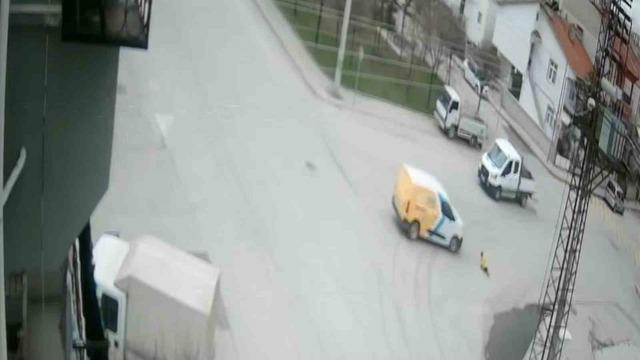 Karaman&rsquo;da film sahnelerini aratmayan kaza 1