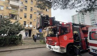 3 yaşındaki &ccedil;ocuğun yaktığı battaniye yangına yol a&ccedil;tı